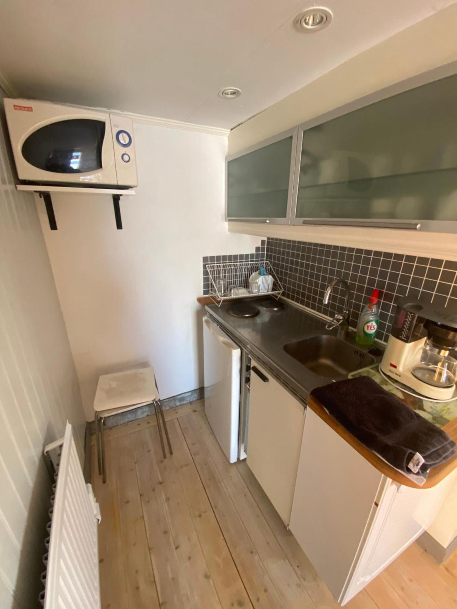 Aeventyrsgardens Vandrarhem, Kinnekulle Källby Dış mekan fotoğraf