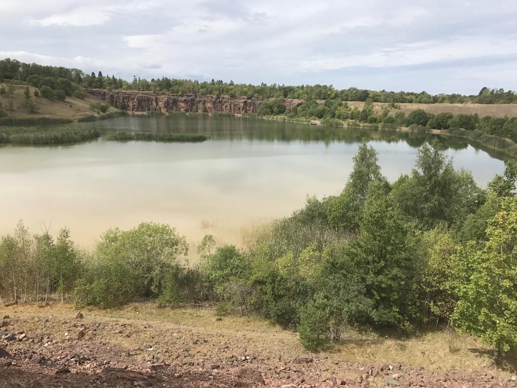 Aeventyrsgardens Vandrarhem, Kinnekulle Källby Dış mekan fotoğraf
